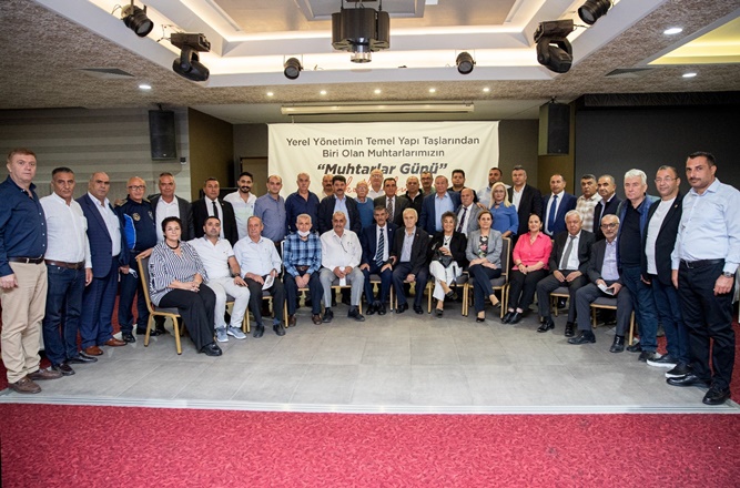 BAŞKAN AKAY, MUHTARLARLA BİR ARAYA GELDİ